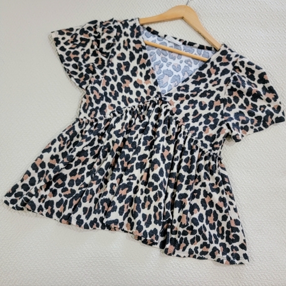 Ee:Some Leopard Print V-Neck Women's Top Size Small Empire Waist Gathered Ruffle - Picture 7 of 12